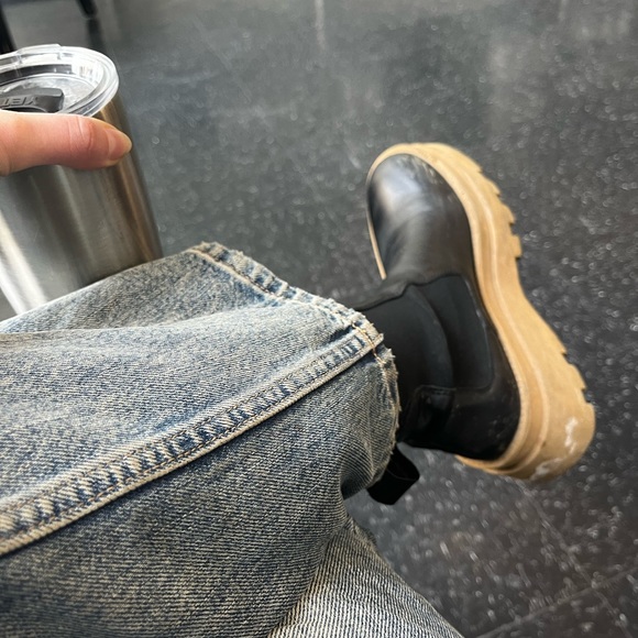 Meet your Posher, Lauren - Picture 1 of 1